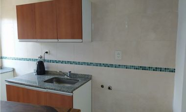 3 AMB. CON BALCON. ZONA FAC. DCHO. CIUDAD DE SANTA FE