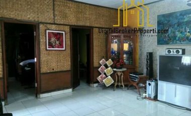 Villa, Cafe dan Kolam yang Sejuk di dataran tinggi Ujungberung Bandung | SANDYS