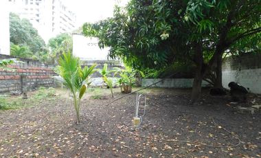 lote en arriendo en crespo. Cod A89630
