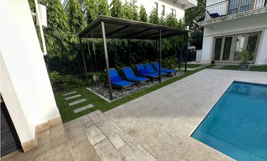 Fairway Estates, Santa María