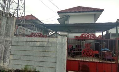 Rumah mewah strategis siap huni di kesambi kota cirebon