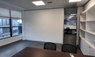 oficina en arriendo en chico norte. Cod A1038893