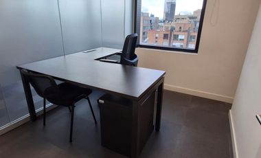 oficina en arriendo en chico norte. Cod A1038893