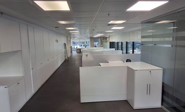 oficina en arriendo en chico norte. Cod A1038893