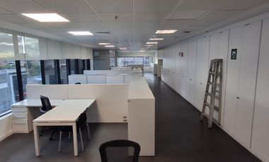 oficina en arriendo en chico norte. Cod A1038893