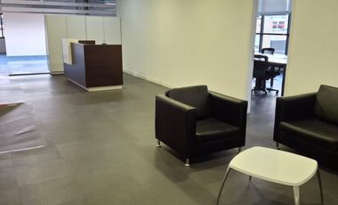 oficina en arriendo en chico norte. Cod A1038893