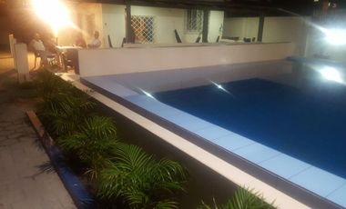 Se Alquila Casa Cerca del Mar y Frente al Mar en Olón