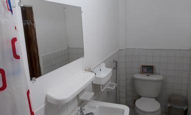 Se Alquila Casa Cerca del Mar y Frente al Mar en Olón