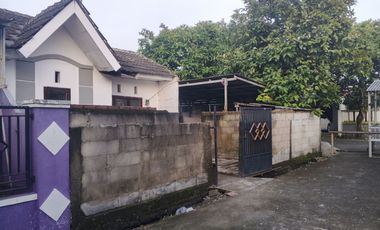 Rumah 11 Menit ke Gerbang Tol Karawang Timur 1 Siap Huni Dibantu KPR J-43270