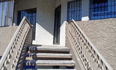LOCALES COMERCIALES AVE. LAZARO CARDENAS
