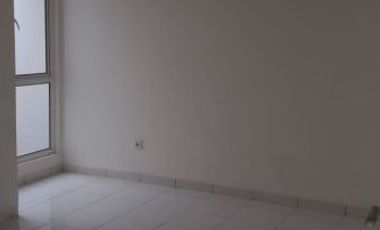 Dijual/Disewakan Rumah Siap Huni Suvarna Sutera Cluster Fedora III MURAH SANGAT Cluster dengan Swimming Pool