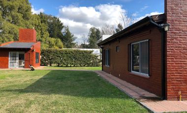 Venta de hermosa propiedad en el barrio San José, General Hornos.
