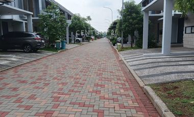 Rumah 3 Lantai Semi Furnish Di Wisteria Cakung Jakarta Timur