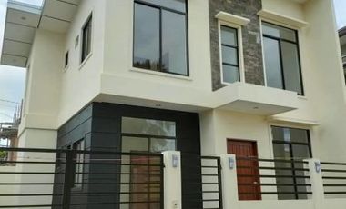 BACOLOD HOUSE Ready for occupancy 4 bedrooms 15k pesos reservation