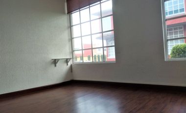 Renta Casa en Condominio Metepec