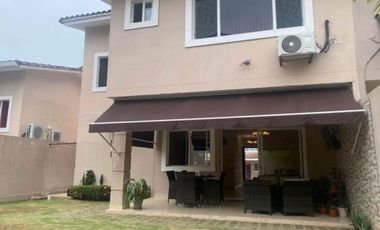 BRISAS DEL GOLF CASA EN VENTA