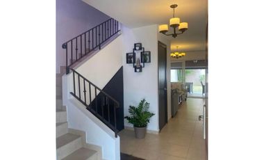 BRISAS DEL GOLF CASA EN VENTA