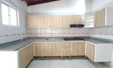 casa en venta en villa del rosario. Cod V29363