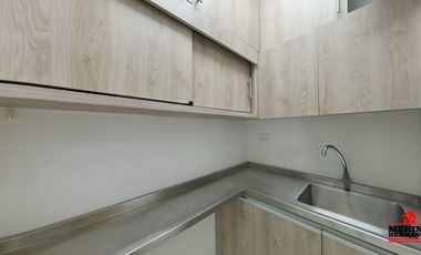 oficina en arriendo en sabaneta. Cod A6026