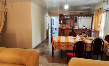 VENTA DE CASA 3 AMBIENTES - MÁS 2 DEPARTAMENTOS MONO AMBIENTE Y UN GALPÓN - MONTE GRANDE