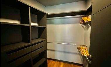 Apartamento Amoblado Cerca Al Centro Comercial El Tesoro