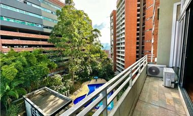 Apartamento Amoblado Cerca Al Centro Comercial El Tesoro