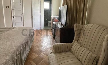 Arriendo 5D4B casa Esquina en Providencia