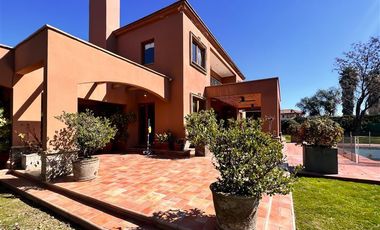 Casa en Venta en Club de Golf Los Lirios - Requinoa