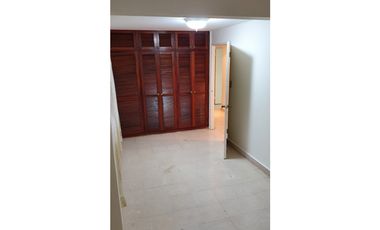 ALQUILO CASA DÚPLEX EN EL CARMEN - 4 RECMARAS - PRECIO NEGOCIABLE