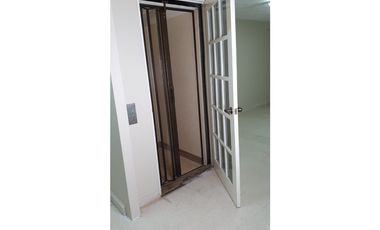 ALQUILO CASA DÚPLEX EN EL CARMEN - 4 RECMARAS - PRECIO NEGOCIABLE