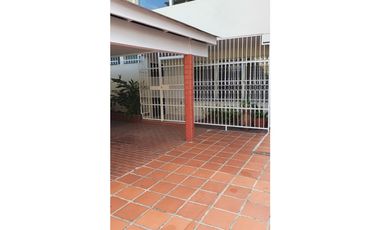 ALQUILO CASA DÚPLEX EN EL CARMEN - 4 RECMARAS - PRECIO NEGOCIABLE