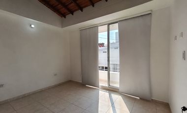 casa en arriendo en lomitas del trapiche. Cod A27463