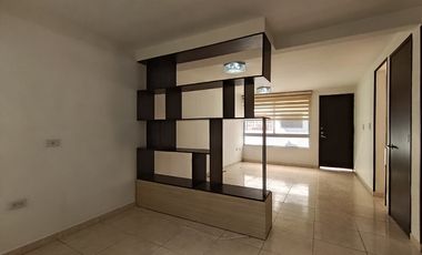 casa en arriendo en lomitas del trapiche. Cod A27463