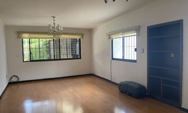 Lomas de la selva a una cuadra del hospital parres