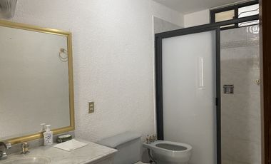 Lomas de la selva a una cuadra del hospital parres