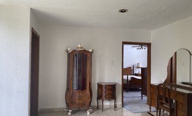 Lomas de la selva a una cuadra del hospital parres