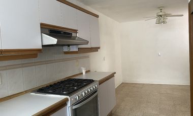 Lomas de la selva a una cuadra del hospital parres