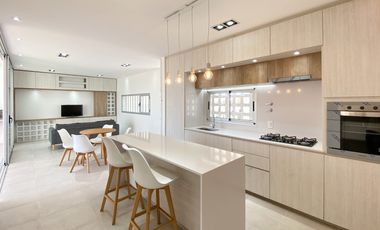Casa 3 Dormitorios con Eco Pueblo Alvear