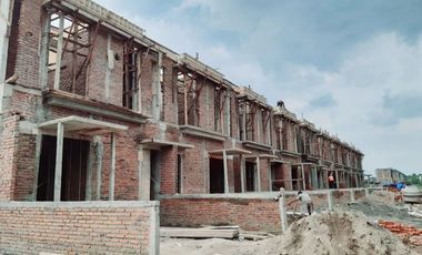 RUMAH TAMAN PONDOK JATI WARU BOULEVARD 2 LANTAI MEWAH MURAH