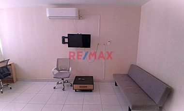 🏡 ¡Oportunidad única en Veintiseis de Octubre, Piura! 🌟

Descubre tu próximo hogar en esta acogedora casa de un piso situada en la tranquila y segur