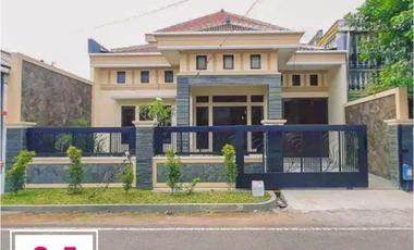 Rumah Baru 2 Lantai Luas 228 di Bantaran Lowokwaru Malang