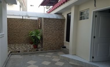 casa de venta en manta  zona sur Manabí