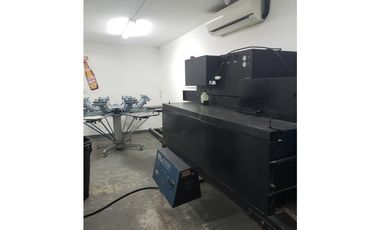 VENTA DE CASA/ OFICINA/ LOCAL /CENTRICO