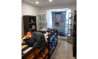 VENTA DE CASA/ OFICINA/ LOCAL /CENTRICO