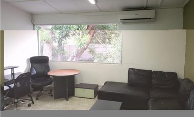 VENTA DE CASA/ OFICINA/ LOCAL /CENTRICO