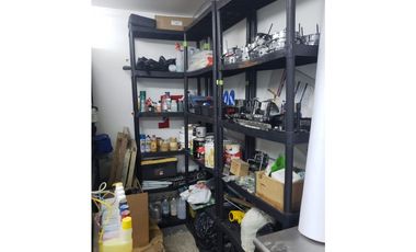 VENTA DE CASA/ OFICINA/ LOCAL /CENTRICO