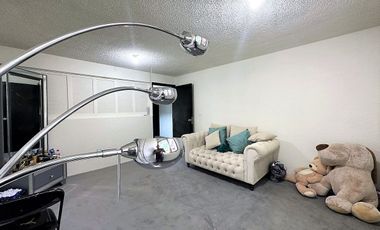 Casa en Valle Dorado (Ideal para remodelar)