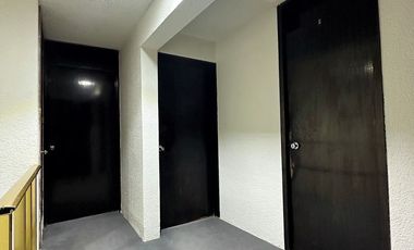 Casa en Valle Dorado (Ideal para remodelar)