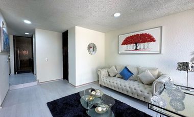 Casa en Valle Dorado (Ideal para remodelar)