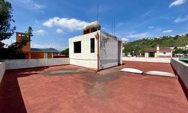 Casa en Valle Dorado (Ideal para remodelar)